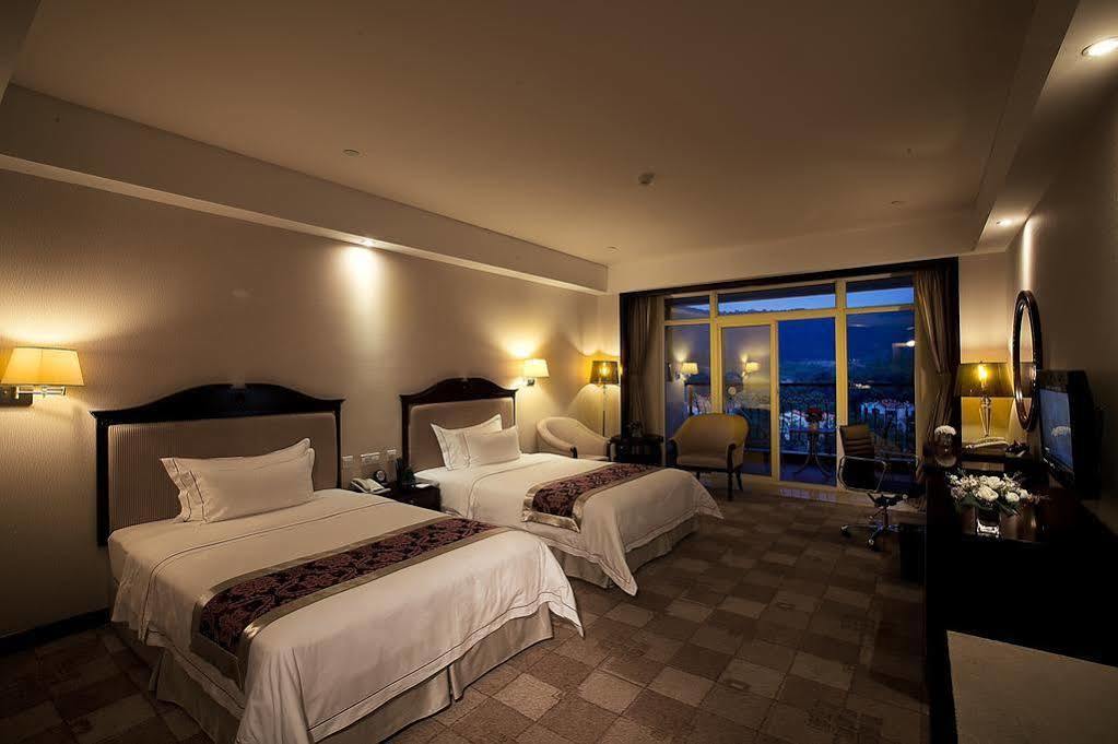 Country Garden Phoenix Hotel Zhaoqing Exterior photo